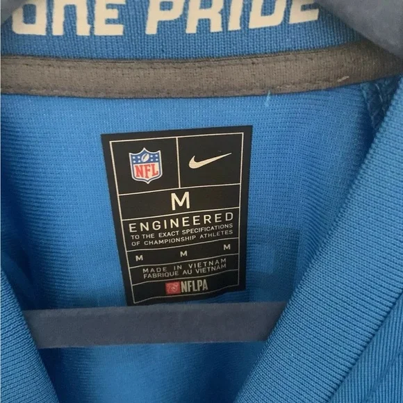 Detroit Lion Amon Ra St Brown jersey, Nike NWOT, kids medium